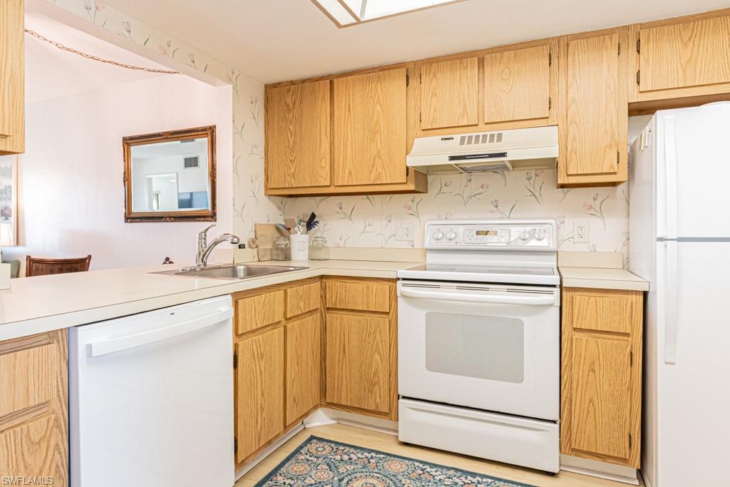 1022 Manatee Rd D107 Property Photo 17