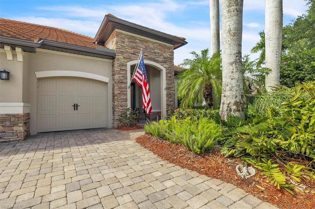 16044 Herons View Dr Property Photo 5