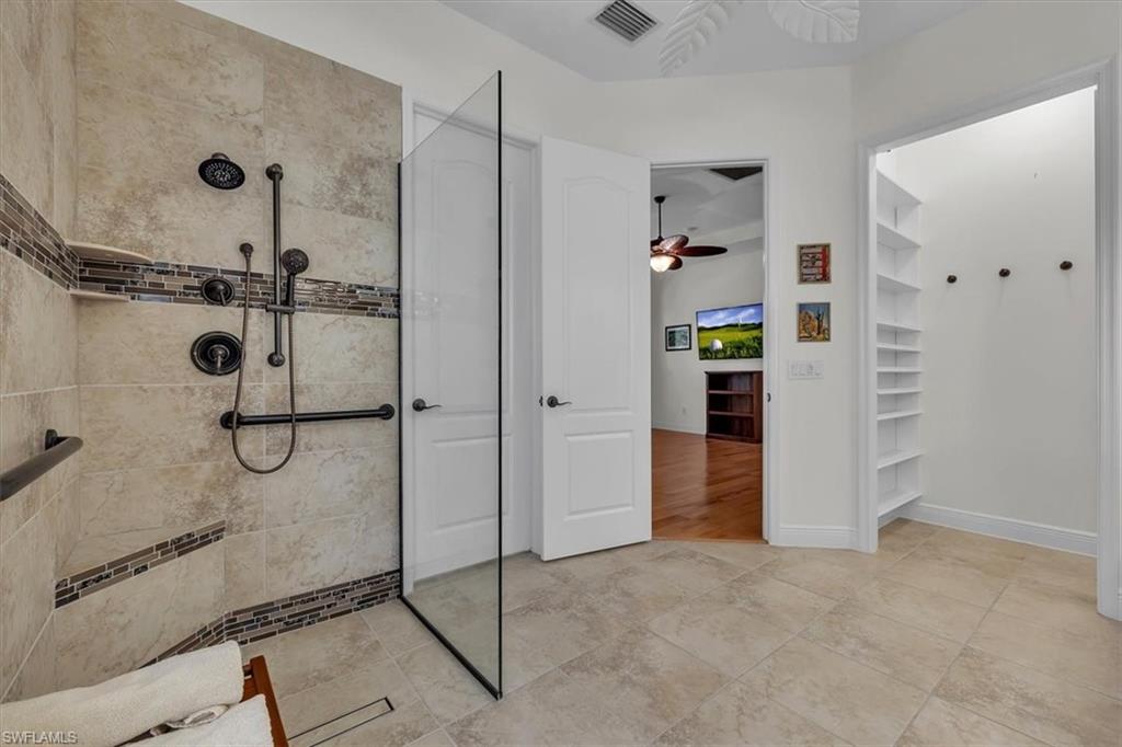 16044 Herons View Dr Property Photo 22