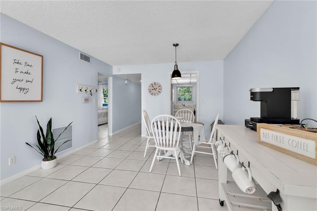 1000 Manatee Rd A105 Property Photo 6