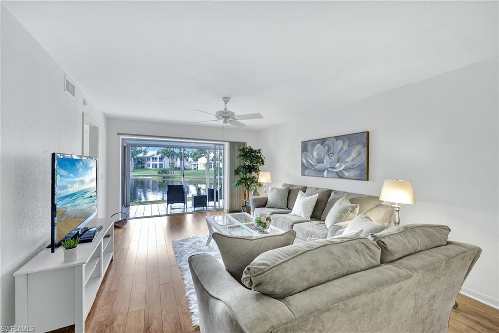 774 Wiggins Lake Dr 101 Property Photo 3