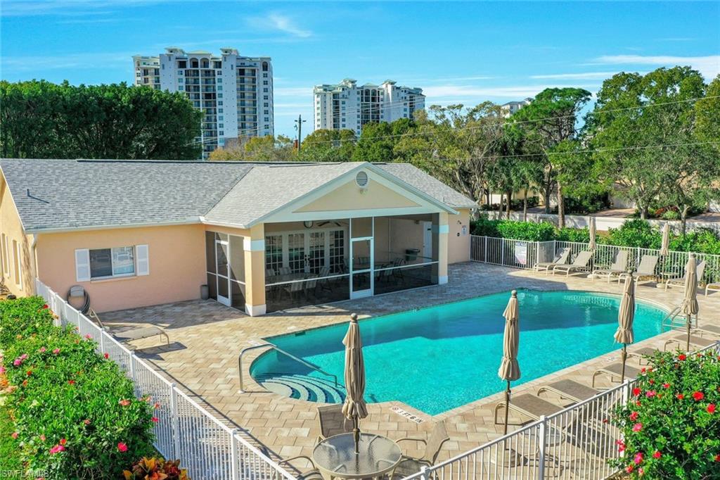774 Wiggins Lake Dr 101 Property Photo 23