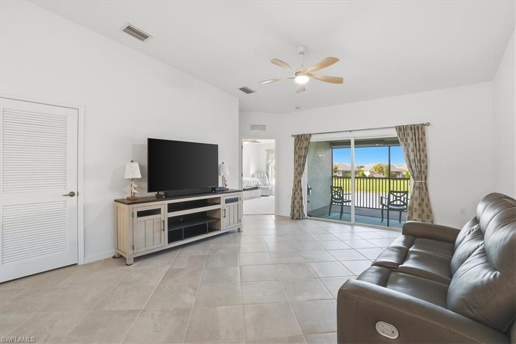 5416 Double Eagle Cir 2321 Property Photo 14