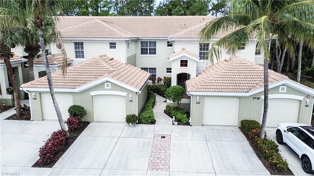 1710 Tarpon Bay Dr S 4 Property Photo 1
