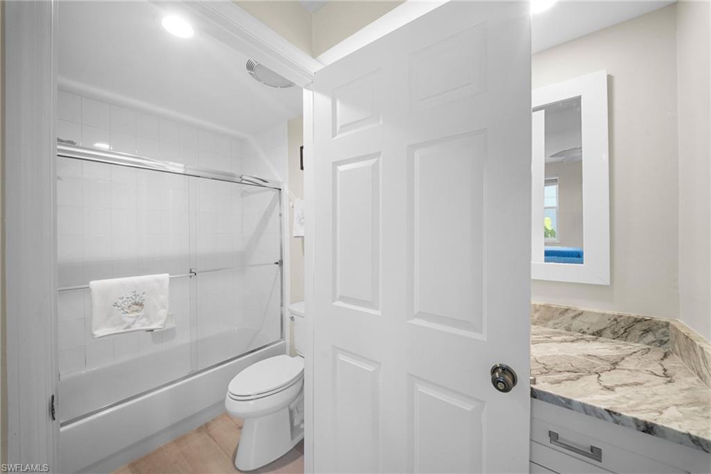 760 Waterford Dr #101 Property Photo 41