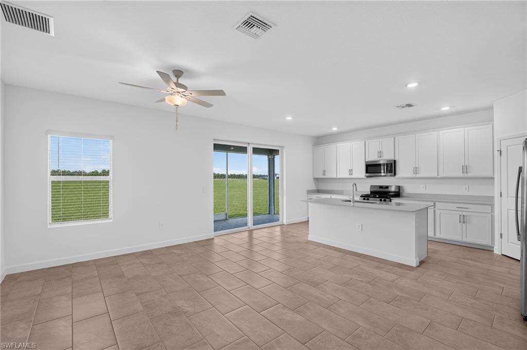 14847 Bluewater Rd Property Photo 5