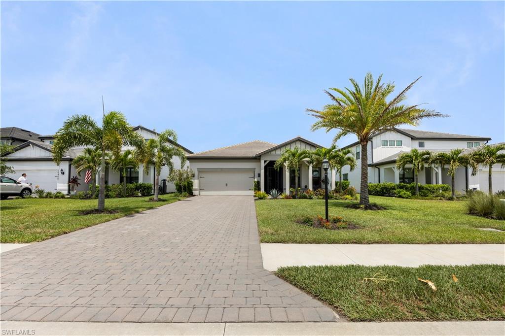 20422 Pebble Glen Dr Property Photo 4