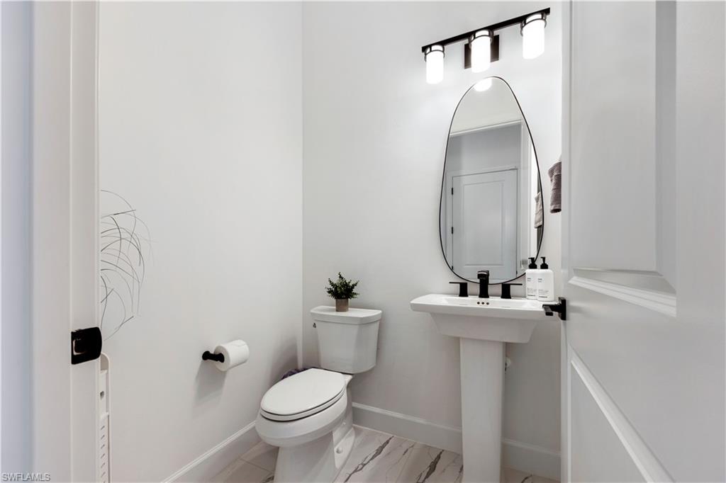 20422 Pebble Glen Dr Property Photo 28
