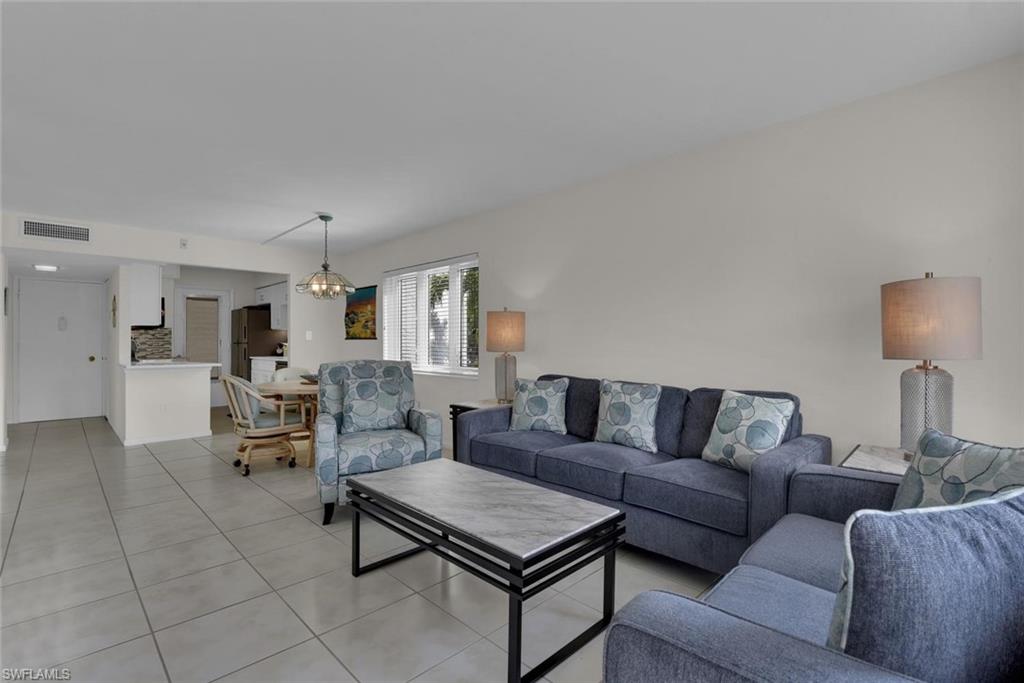 1300 Gulf Shore Blvd N 205 Property Photo 8