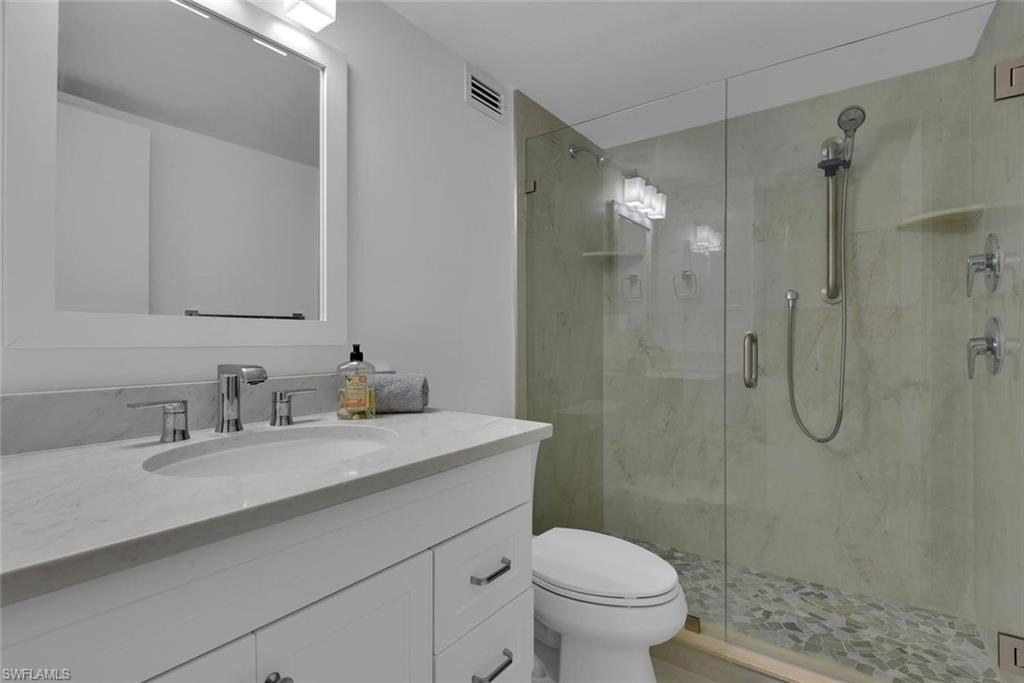 1300 Gulf Shore Blvd N 205 Property Photo 16