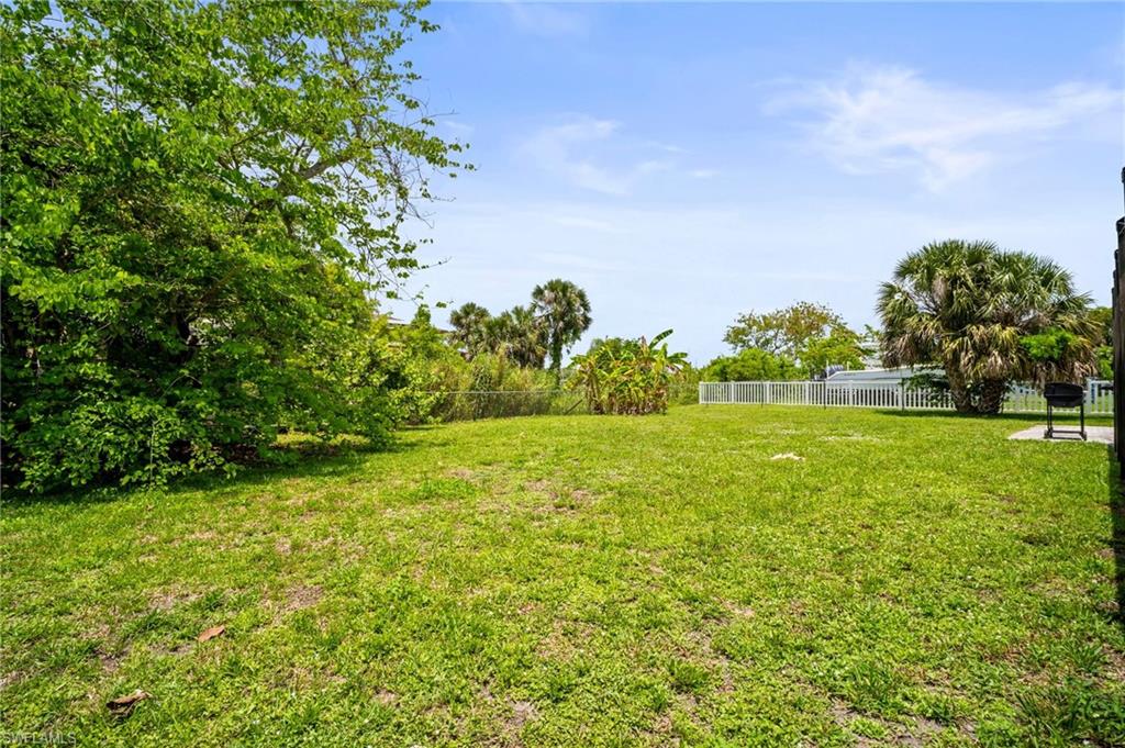 2001 Bahama Ave Property Photo 38