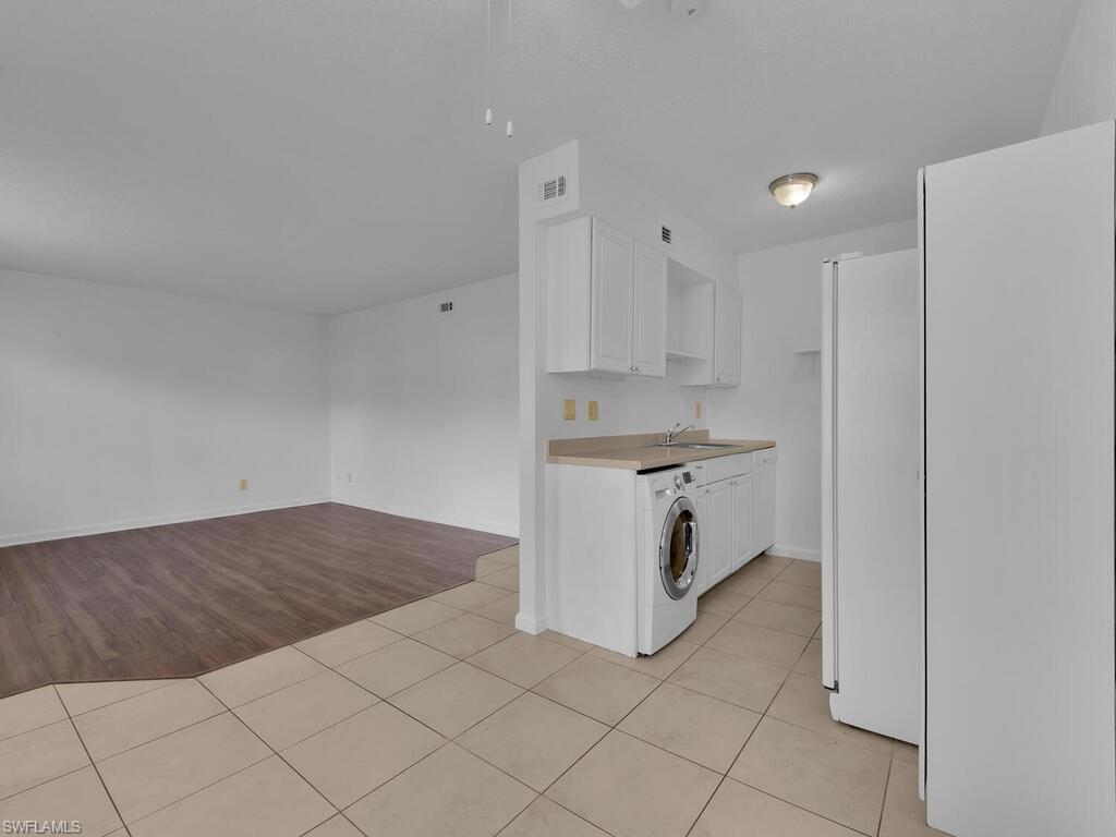 4617 Bayshore DR H5 Property Photo 1