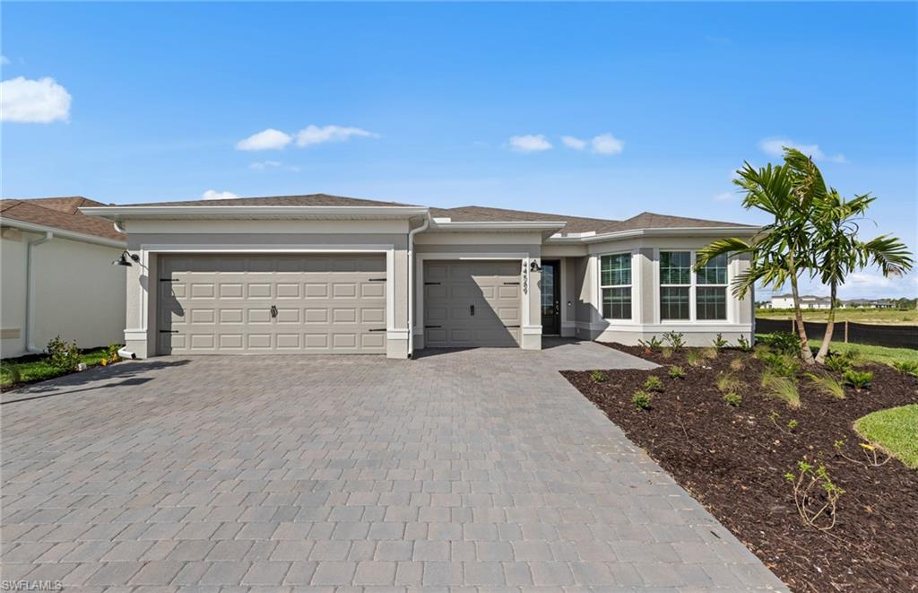 44589 Emerald St Property Photo 1