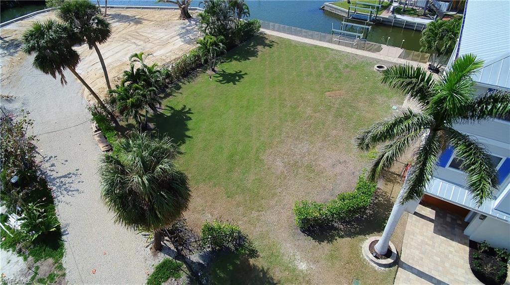 24587 Redfish St Property Photo 12
