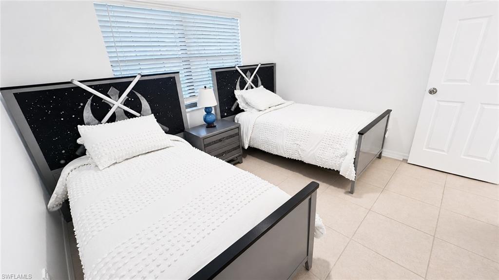 226018905 Property Photo 16
