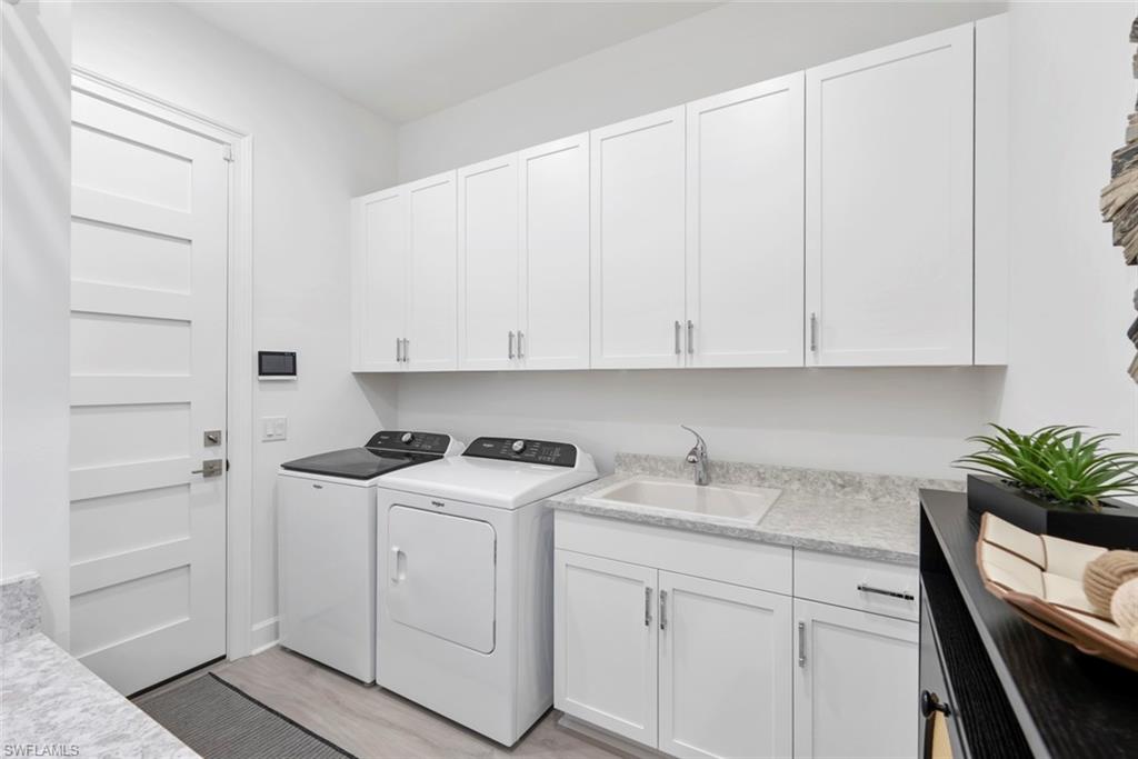 8849 Yucatan Ct Property Photo 16