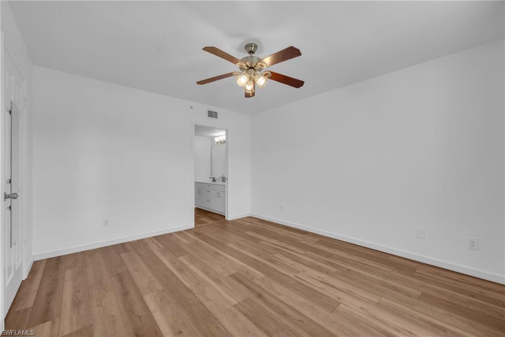 3250 Cypress Glen Way 423 Property Photo 6