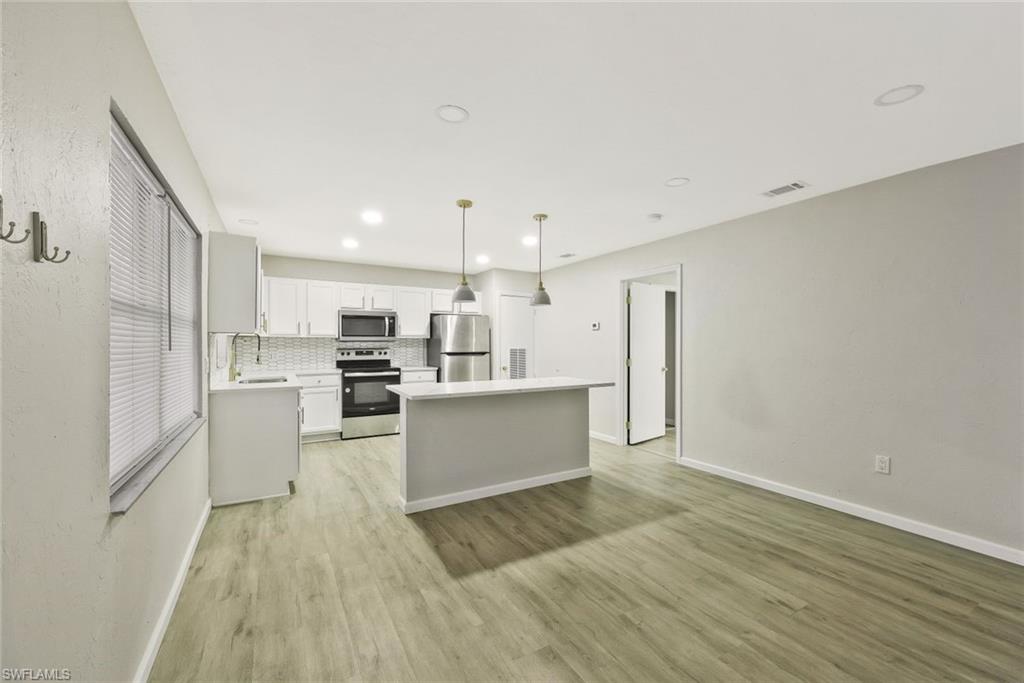 4387 Sibley Bay St Property Photo 4