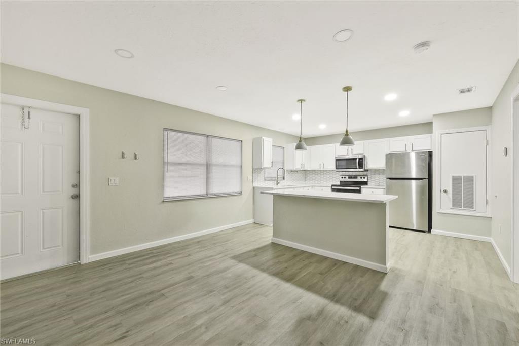 4387 Sibley Bay St Property Photo 5