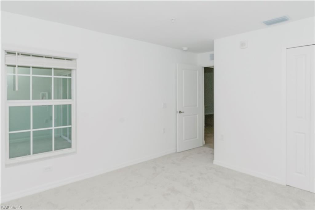 5454 Double Eagle Cir 3325 Property Photo 9