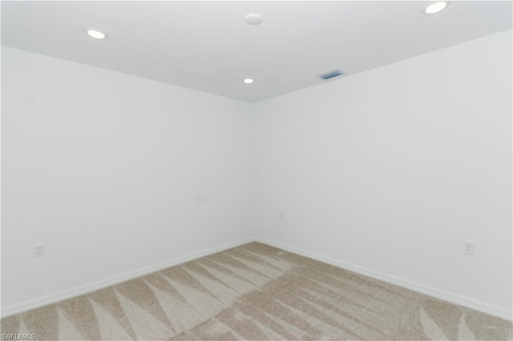 5454 Double Eagle Cir 3325 Property Photo 11