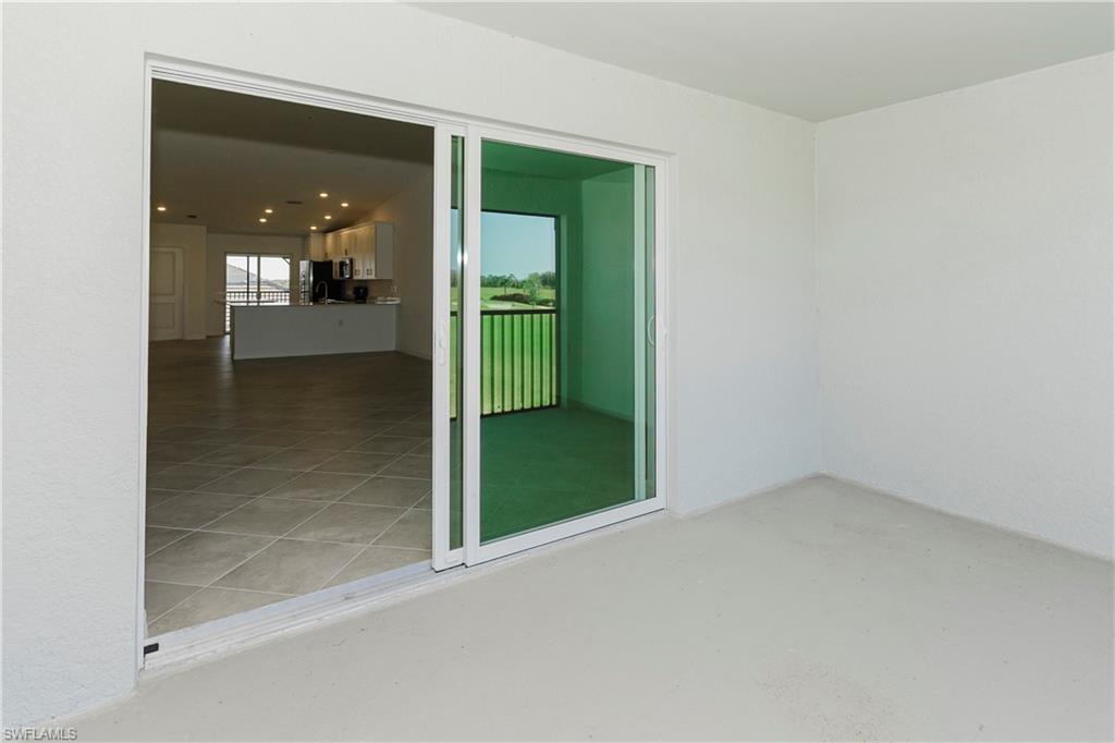 5454 Double Eagle Cir 3325 Property Photo 14
