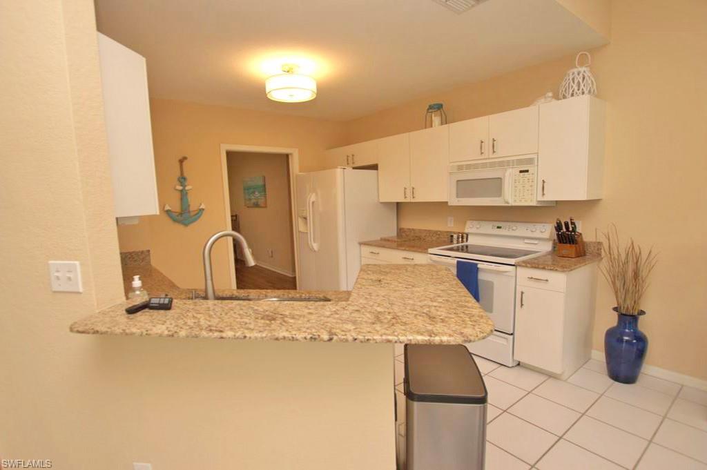 9111 Las Maderas Dr 102 Property Photo 10