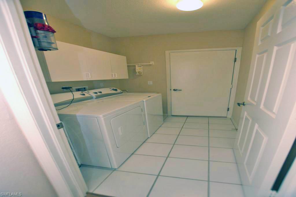 9111 Las Maderas Dr 102 Property Photo 19