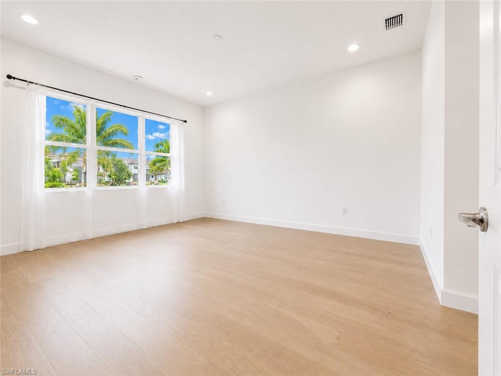 20408 Estero Crossing Blvd Property Photo 10