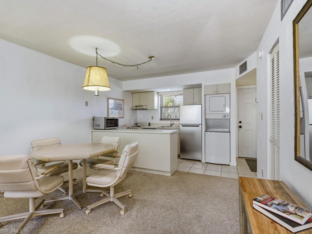 1023 Anglers Cv E304 Property Photo 7
