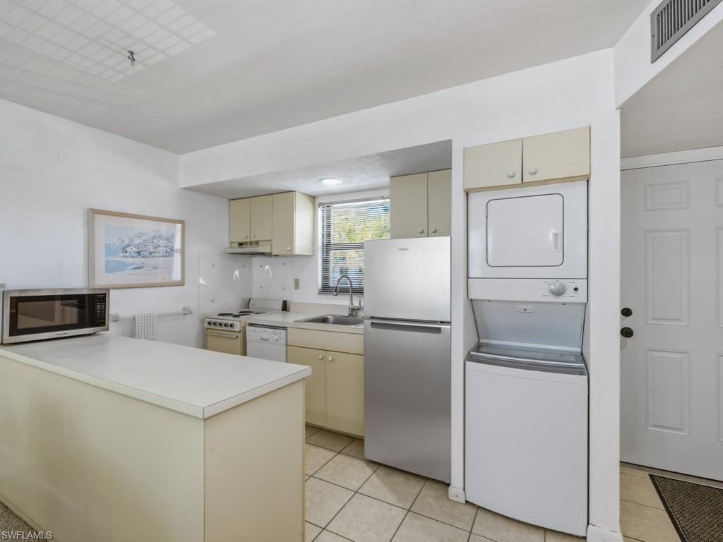 1023 Anglers Cv E304 Property Photo 10