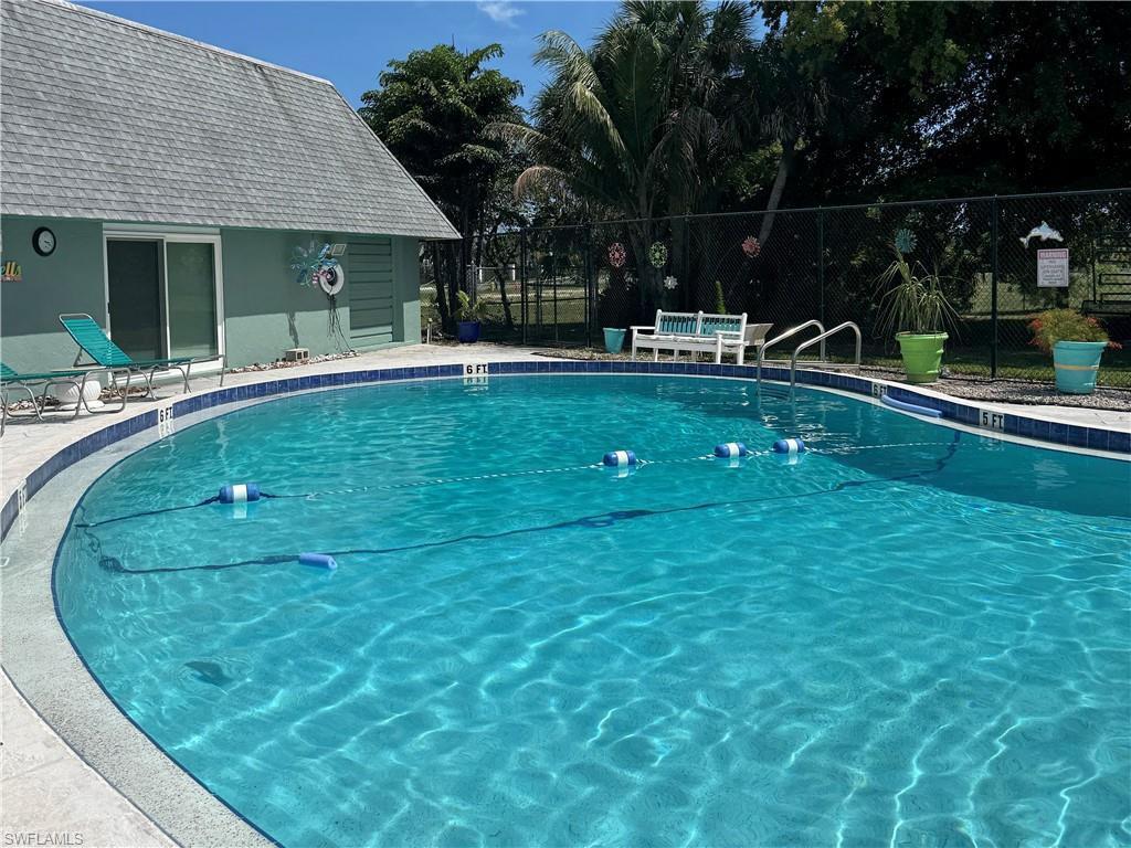 181 Grassy Key Ln 49 Property Photo 16