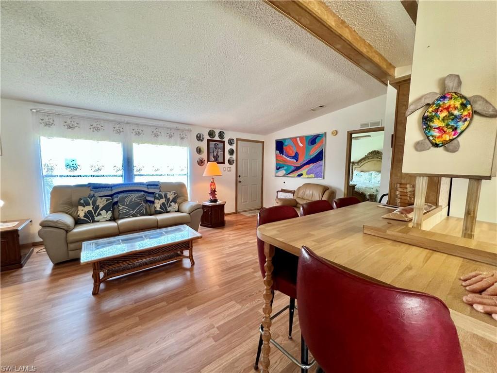 573 Cape Florida Ln Property Photo 11