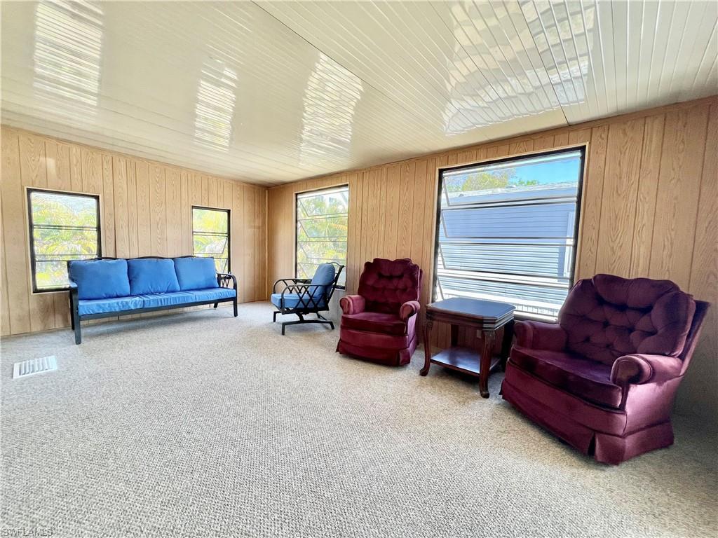 573 Cape Florida Ln Property Photo 26