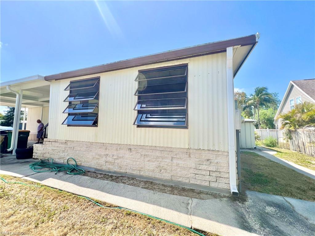 573 Cape Florida Ln Property Photo 27