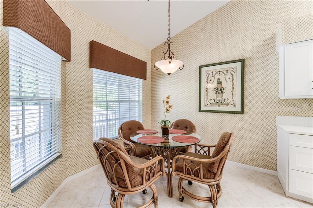 1940 Willow Bend Cir 202 Property Photo 24