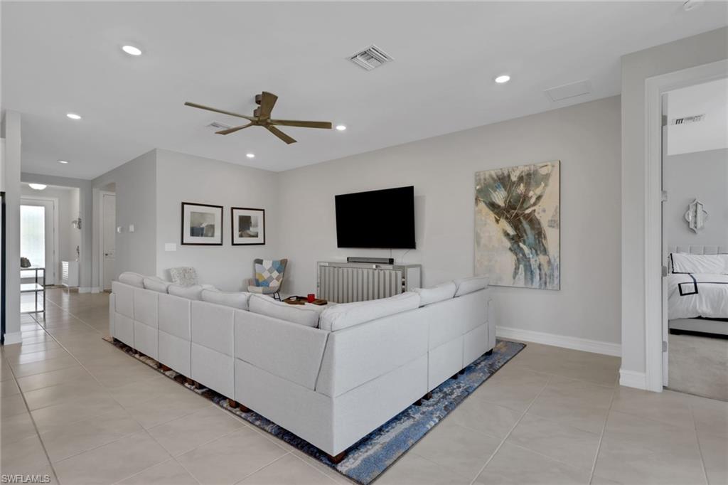 14537 Stern Way Property Photo 13
