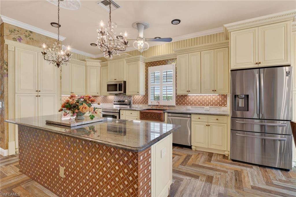 16117 Herons View Dr Property Photo 10