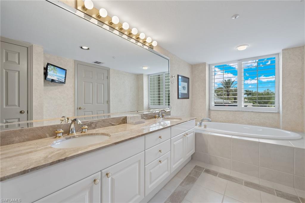 6849 Grenadier Blvd 201 Property Photo 21