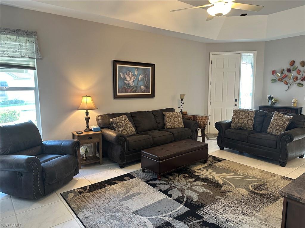 8564 Fairway Bend Property Photo 5