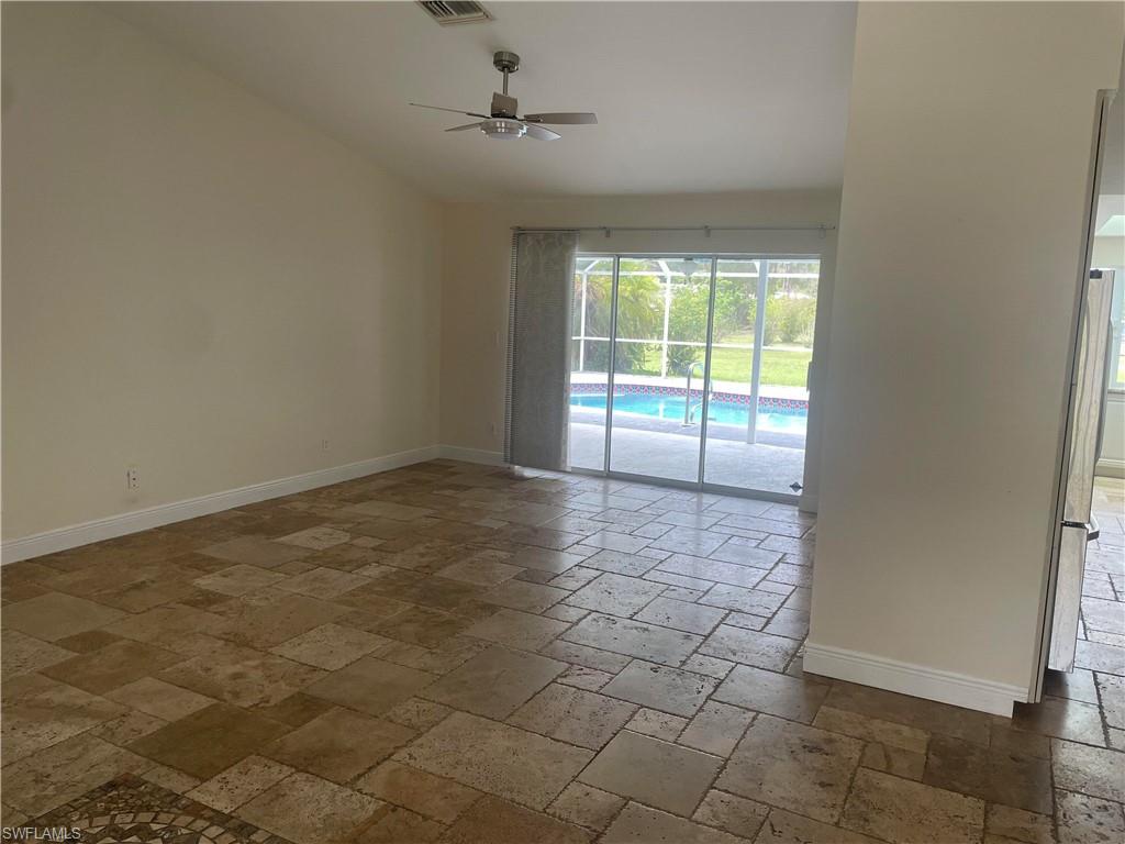 6011 Sea Grass Ln Property Photo 17