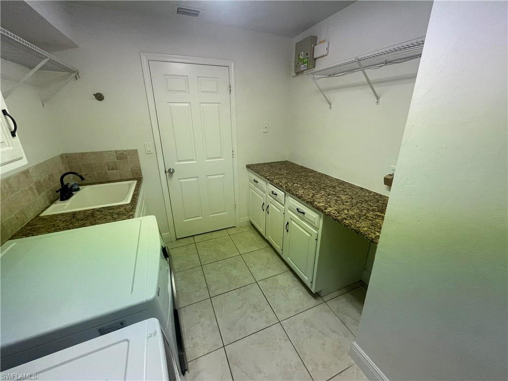 6011 Sea Grass Ln Property Photo 27