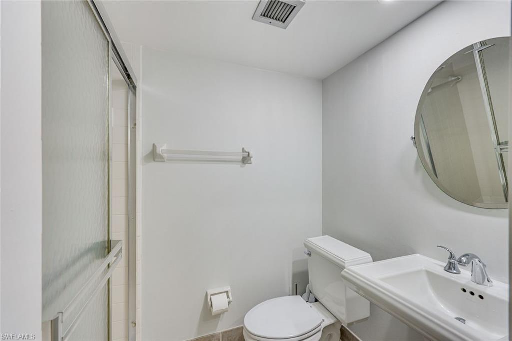29 High Point Cir E 107 Property Photo 13