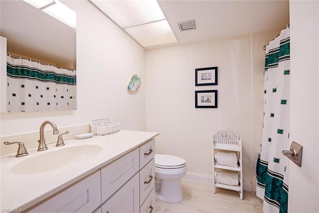 4401 Gulf Shore Blvd N D306 Property Photo 10