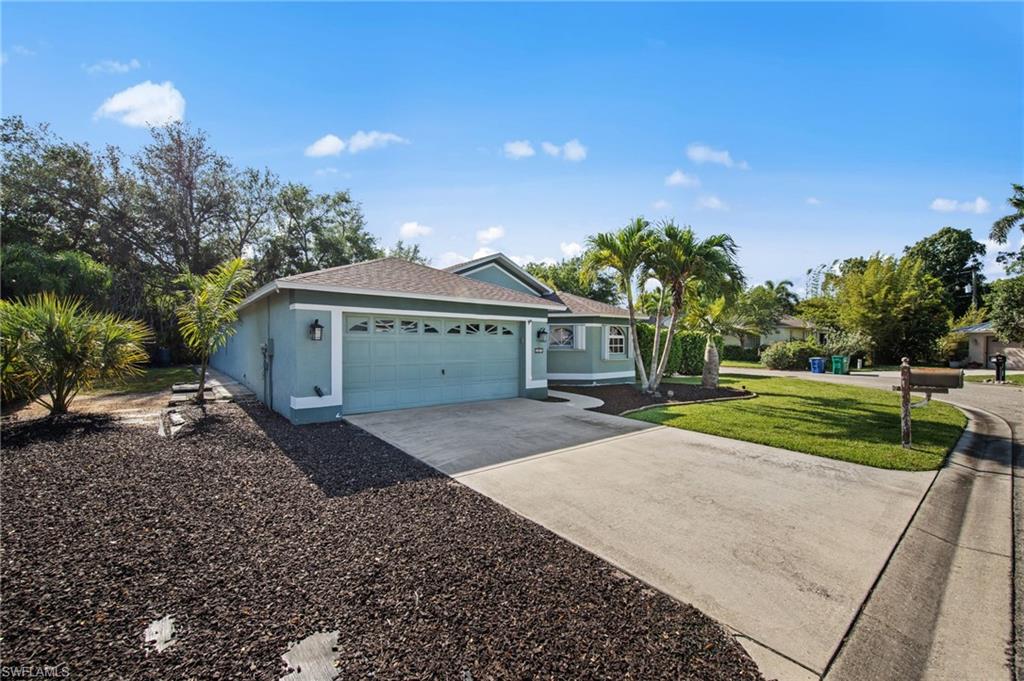 11671 Pine Hammock Cir Property Photo 4