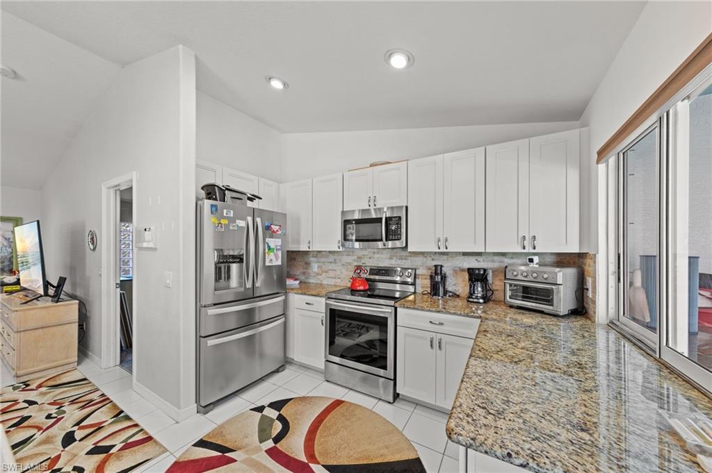 11671 Pine Hammock Cir Property Photo 18