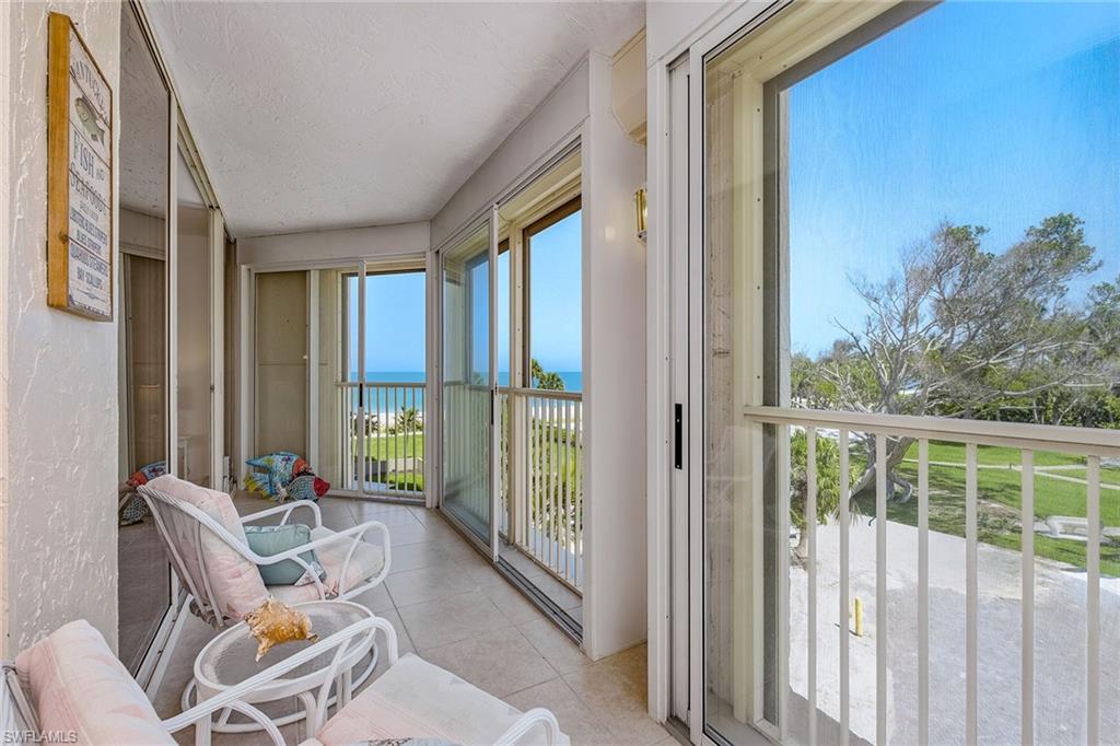 4051 Gulf Shore Blvd N 300 Property Photo 3
