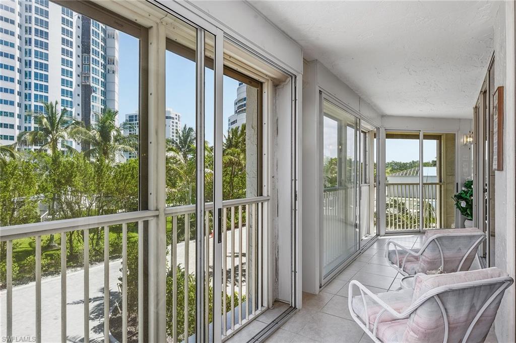 4051 Gulf Shore Blvd N 300 Property Photo 26