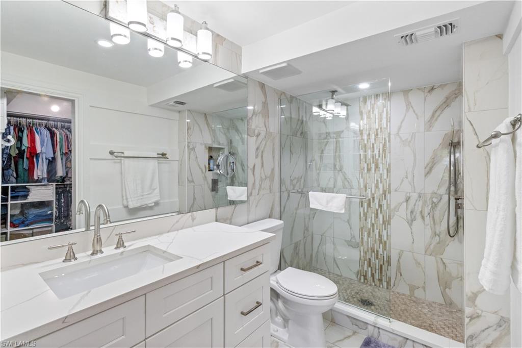 4140 Looking Glass Ln 7 Property Photo 18