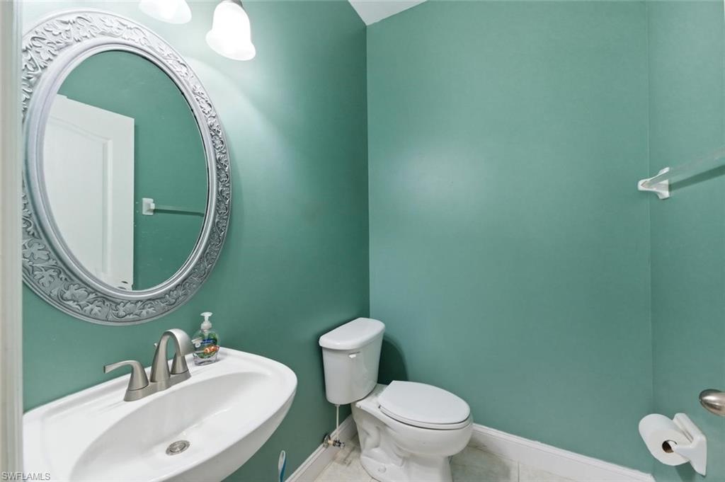 11528 Woodmount Ln Property Photo 9